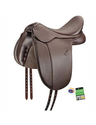 Show + Saddle With Hart